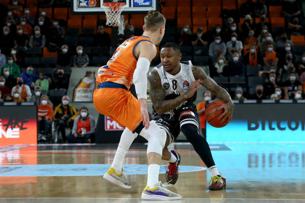 球星琼斯表 球星琼斯表