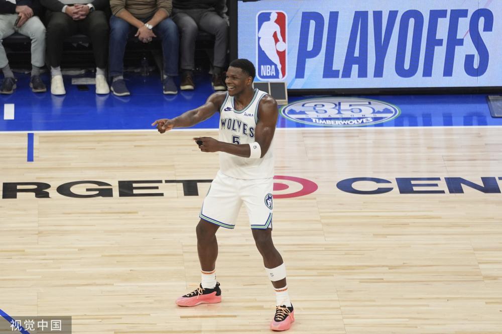 道路更加艰 道路更加艰