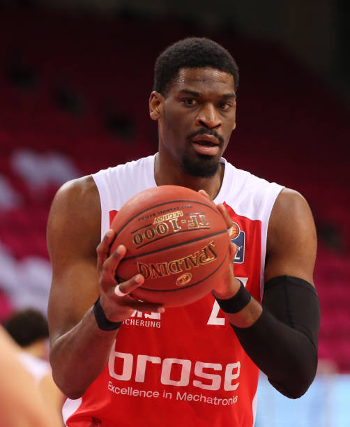 的碰撞势必 的碰撞势必